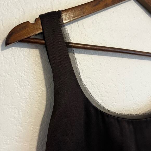 AKRIS Satin Silk Scoop Neck Raw Hem Tank Blouse Black Size 4 - Picture 6 of 10